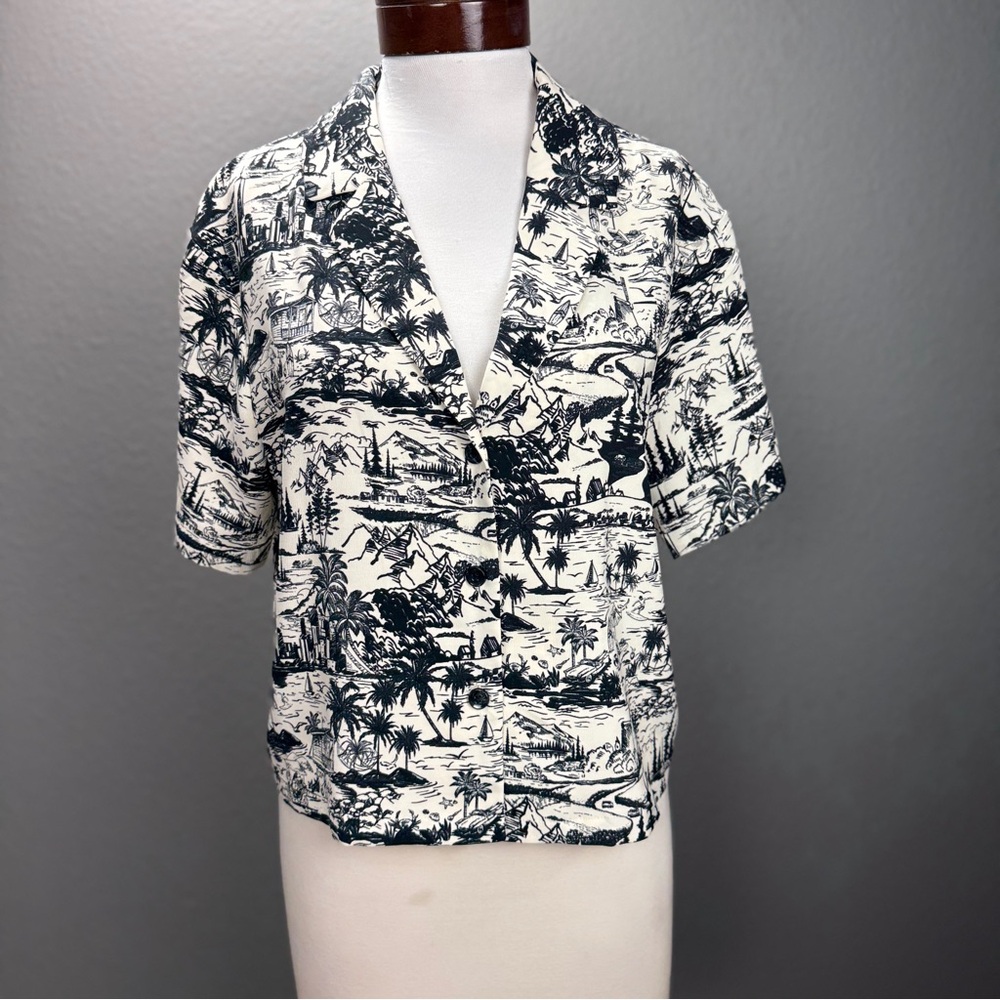 Eliane Rose Womens Black & white Topical Palm tree City Printed Camp shirt Sz L